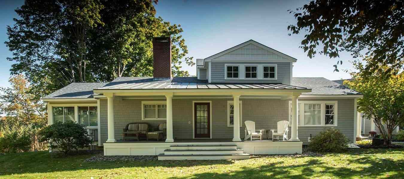 Exterior Front View of One-Story Custom Home by Oxland Builders