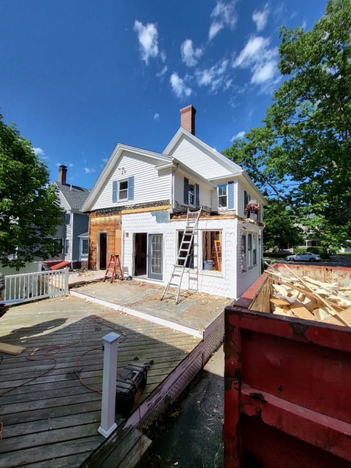 Portsmouth, NH exterior home remodel by Oxland Builders