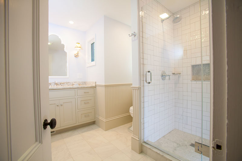 Seacoast, NH custom bath remodel with walk-in shower