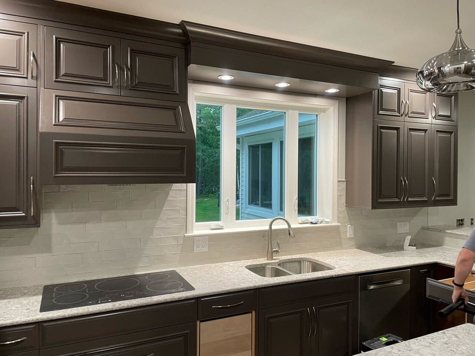 Beautiful kitchen in Seacoast, NH by Oxland Builders